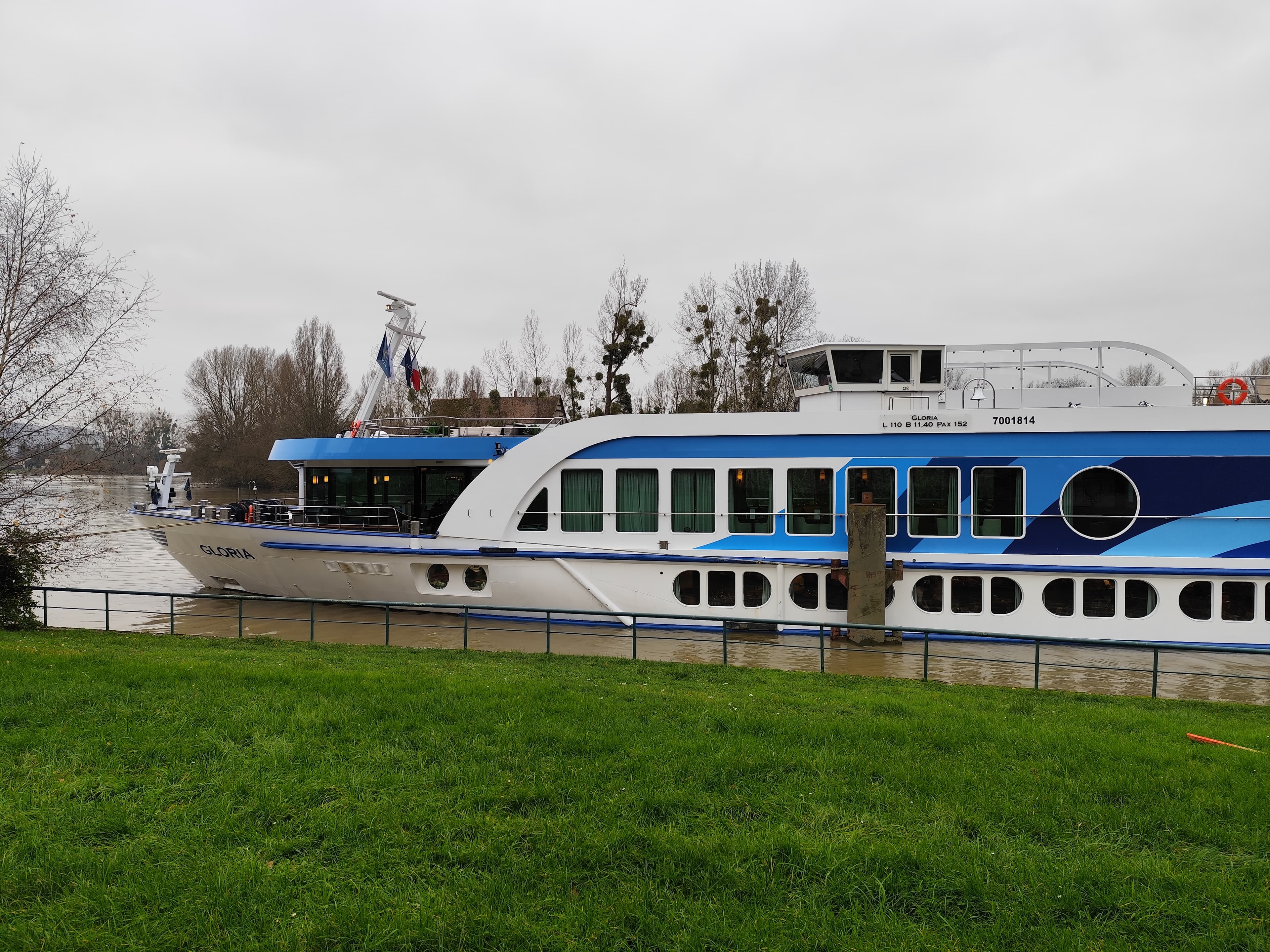 Gloria in Les Andelys 2024 (France) 1.jpg — Gerd Fahrenhorst / Wikimedia Commons (CC BY 4.0)